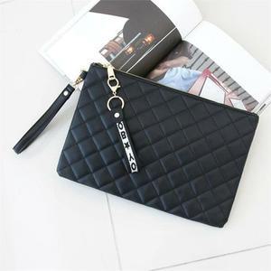 [라일리] Rly 남여공용 고급스런 금장포인트 다이아 퀼팅 클러치백