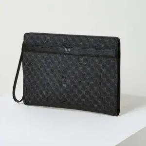 [닥스](센텀시티점)DBBA5E034BK [LOUIS GRID] 블랙 DD 패턴 클러치백