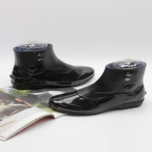 이슈즈샵 빅사이즈 큰발 남자 우화 숏 장화 98055