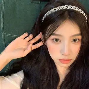 [콩심팥심]실버 라인 예쁜 머리띠 헤어 데일리 포인트 아이템