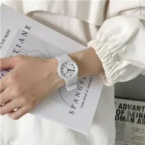 무소음 무음 데일리 시계 수능 클래식 시험 시험용 손