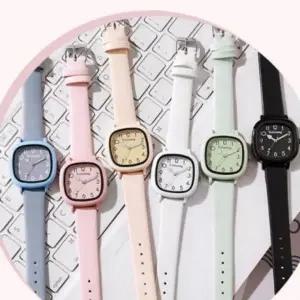 [콩심팥심]스퀘어 인기 컬러 사각 여성 감성 밴드 패션 시계 손