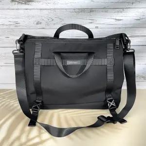 어반백 남성크로스백 남자 데일리 출근용 토트 크로스백URB_M70