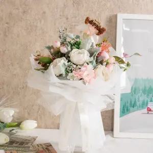 피오니 조화 꽃다발 안젤리나 40cm 인테리어 꽃 선물 장식 기념일 졸업식 인형 발표회 학예회