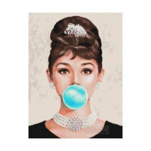 BL3D-1118 오드리헵번 2(원형구슬)AB)가로45 세로60cm 보석십자수