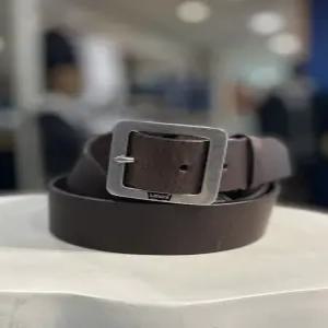 [리바이스] 리바이스  남성 스티치  버클 소가죽 벨트(38019-363)