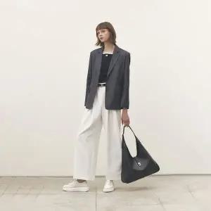 [메트로시티](대구신세계)[빅토리아] 호보백 라지 M241MO6010Z