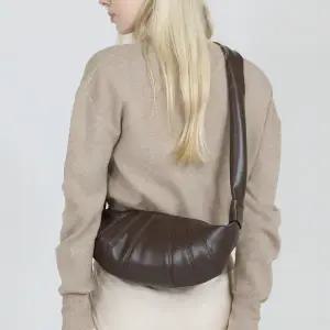 산타바바라폴로 플라넬 만두가방 여성 크로스백 캐주얼가방