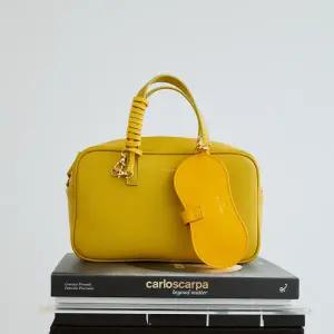 [롯데백화점]피브레노 미니 바게트 백