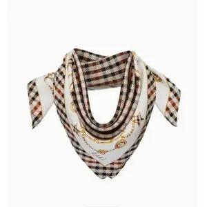 [닥스]베이지 체크 패턴 스퀘어 실크스카프 DCSC5E141I2_s