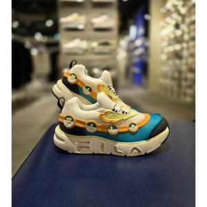 [파주점][휠라]휠라 키즈  휠라꾸미 포켓몬 리자몽 라이트 슈즈 KD(3XM02393G-300)