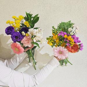 [꽃같은하루] 제철꽃 랜덤 두다발 생화 꽃다발 택배 주문 꽃배달싼곳