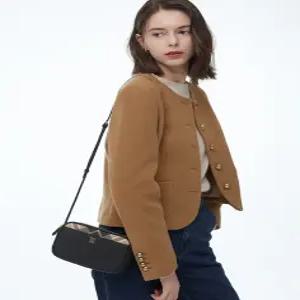 닥스 액세서리 여성 24FW [스테디셀러] 블랙 DD로고 소가죽 미니크로스백 WCWA4F772BK