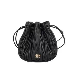 5ND022 AFPP F0002 마테라쎄 나파 레더 파우치백