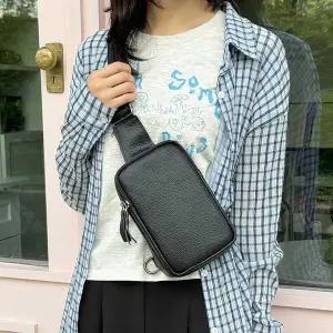 [콩심팥심]남녀공용 베이직 가죽 슬링백 크로스백 여행보조가방