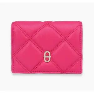 [롯데백화점]에스콰이아 23FW 신상 소프트 다이아 퀼팅 여성 반지갑 ECCFPR657RE