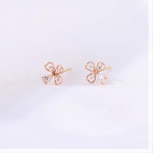 [롯데백화점]로이드 [GB] 달맞이꽃 Evening primrose 10k Gold 귀걸이 LPTJ2021T