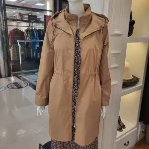 [하프클럽/] 비씨비지 여름24 옵트 트렌치코트 B4B3N701