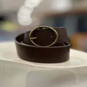 [리바이스] 리바이스 여성 물소가죽 벨트 (37460-138)