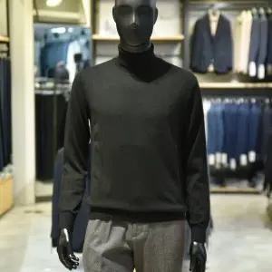 [BY파크랜드]데일리 솔리드 롱 터틀넥 니트 AWL75124