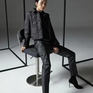 [런칭가 79900원]22 J BY 세미배기 소프트 코팅진 1종