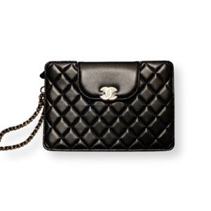 샤넬 핸들 월렛형 WOC 케이스 파우치 지갑 클러치 램스킨 금장 블랙 손목체인 AP3634