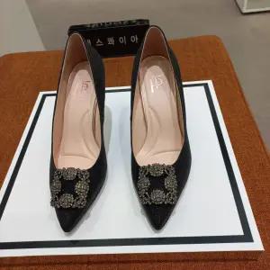 [에스콰이아][행복한백화점][에스콰이아]여성화 반짝이 8센치 앞코장식 펌프스힐 PFBSHP503