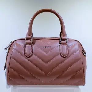 [에스콰이아]에스콰이아 HC12 여성 가죽 토트 크로스백 EHCFHB103 (41332208)