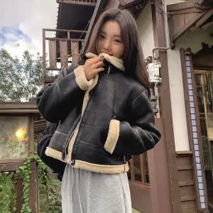 [모어렌] [MADE] 베르토 크롭 무스탕 자켓 [tjk0461]