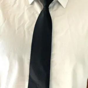 (올핀)블랙 지퍼형 자동 넥타이 조문 상가집 문상용