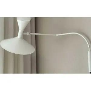 랑프 드 플러그 조명 르코르뷔지에 따뜻한 라이팅 벽부등