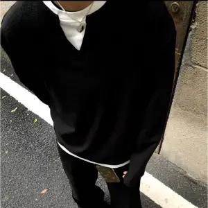 남자긴팔티 브이넥 티 페이크투피스 맨투맨 봄가을 헤비 살결 긴팔 셔츠 힛템