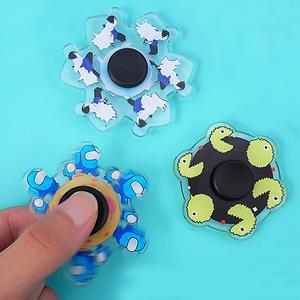 에니메이션 캐릭터 모션피젯스피너 착시현상 어몽어스 장난감