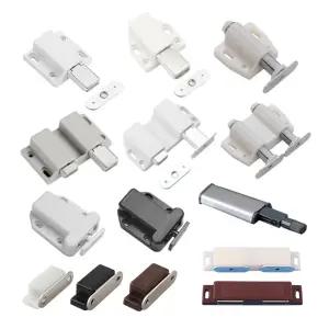 원터치자석빠찌링 도어캐치 사각 삼각 백색 블랙 옷장 장농 붙박이장 서랍 빠찌링