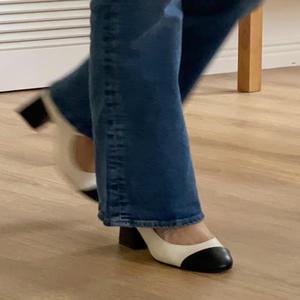 니어리 여성 투톤 펌프스 메리제인 드레스슈즈 콤비