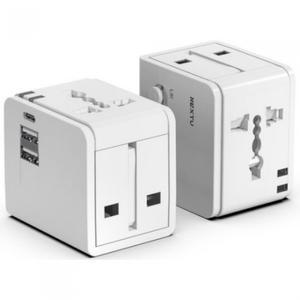 이지넷유비쿼터스 NEXTU 여신우 3포트 C타입 여행용 멀티 어댑터 플러그 045TC-3P