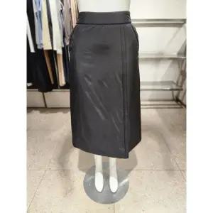 [여주점][NICE CLAUP][나이스클랍] 세미A라인 패딩스커트 (A244PWS907)