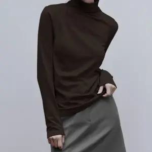 면모달 터틀넥 기모 티블라우스 1종