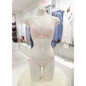 갤러리아 [이월]노와이어 딥브이 브라햄팬티셋트 TAWBR279 TAWBP279 PE