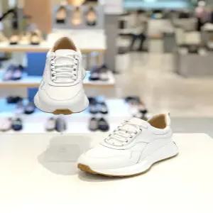 [탠디]여성 심플 라인 쿠션 키높이 스니커즈 X232101TD5SS1_HDD