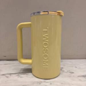 투썸플레이스 시그니처 핸들 텀블러 591ml 버터옐로우 각인 손잡이 스텐