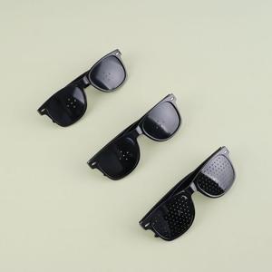 고품질 눈 보호 안경 시력 선그라스 핀홀 안구 풀홀 블랙 눈근육안경 블랙안경 검은안경 (WFI3G6I)