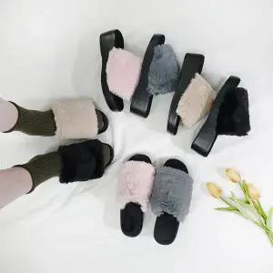 [디아슈즈](국내생산)가벼운 부들 퍼 키높이 통굽 털슬리퍼 5cm