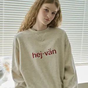 HEJ VAN 자수 스웨트셔츠 오트밀