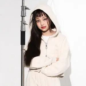 [더데이걸]심플 기모 후드 집업 TGJM24W2E_7358