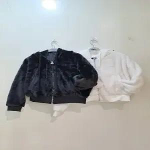 [더데이걸] 방울 냐옹 퍼집업TGJM25T020l