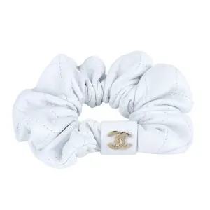 (국내당일출고) 팔찌가죽헤어슈슈 CC로고 램스킨 화이트+골드