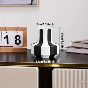 스트라이프 꽃병 흑백 스페셜 블랙 화이트 홈 인테리어