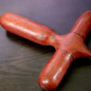 [셀러에이드]휴대용 원목 나무 안마기 지압 십자형 지압봉 괄사 갈고리지압봉