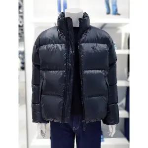 [파주점][Calvin Klein Jeans][CK진] 스탠드 카라 글로시 다운 푸퍼 자켓 J400468-BEH